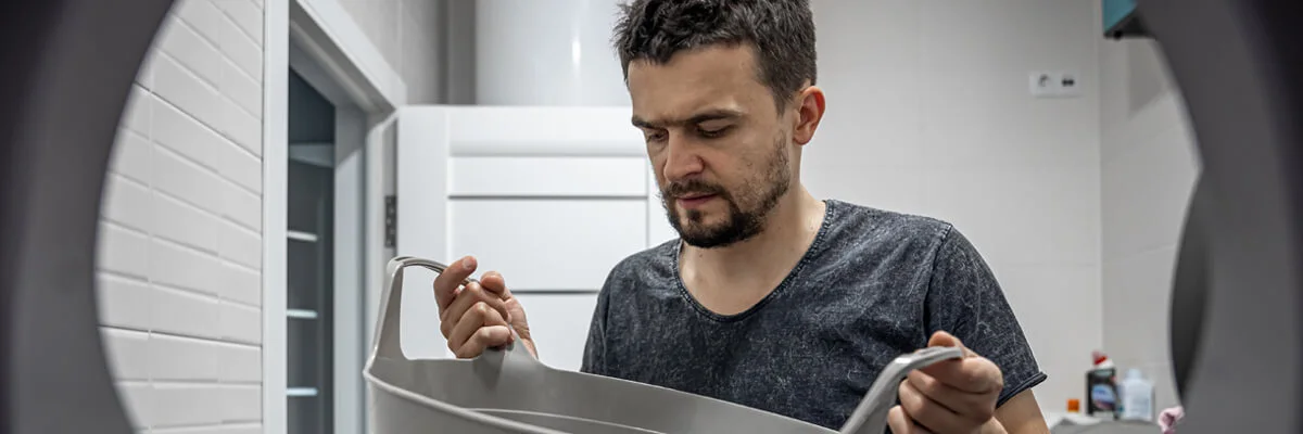 Why Overloading the Washing Machine Can Damage Your Clothes: Tips for Proper Care