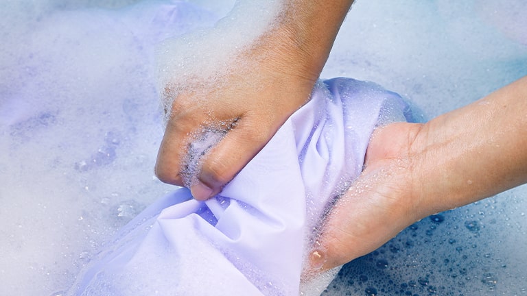 How to Wash Linen the Right Way: Tips for Long-Lasting Fabric